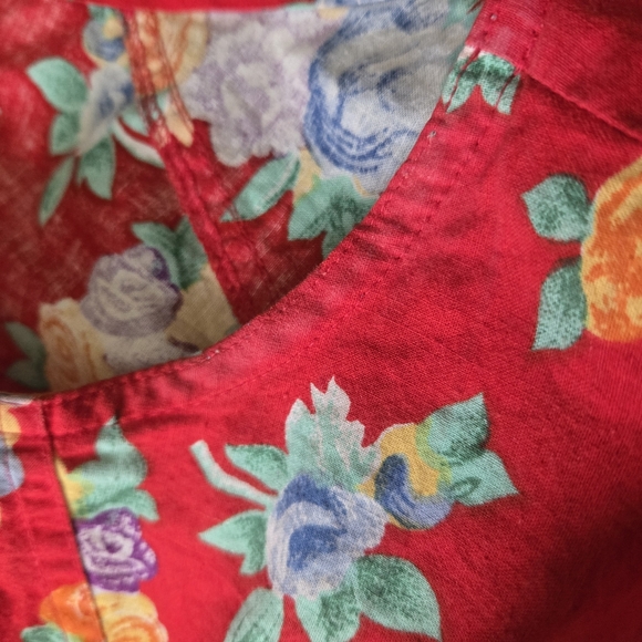 Retro Colorful Floral Red Sleeveless Midi Dress - Picture 6 of 9